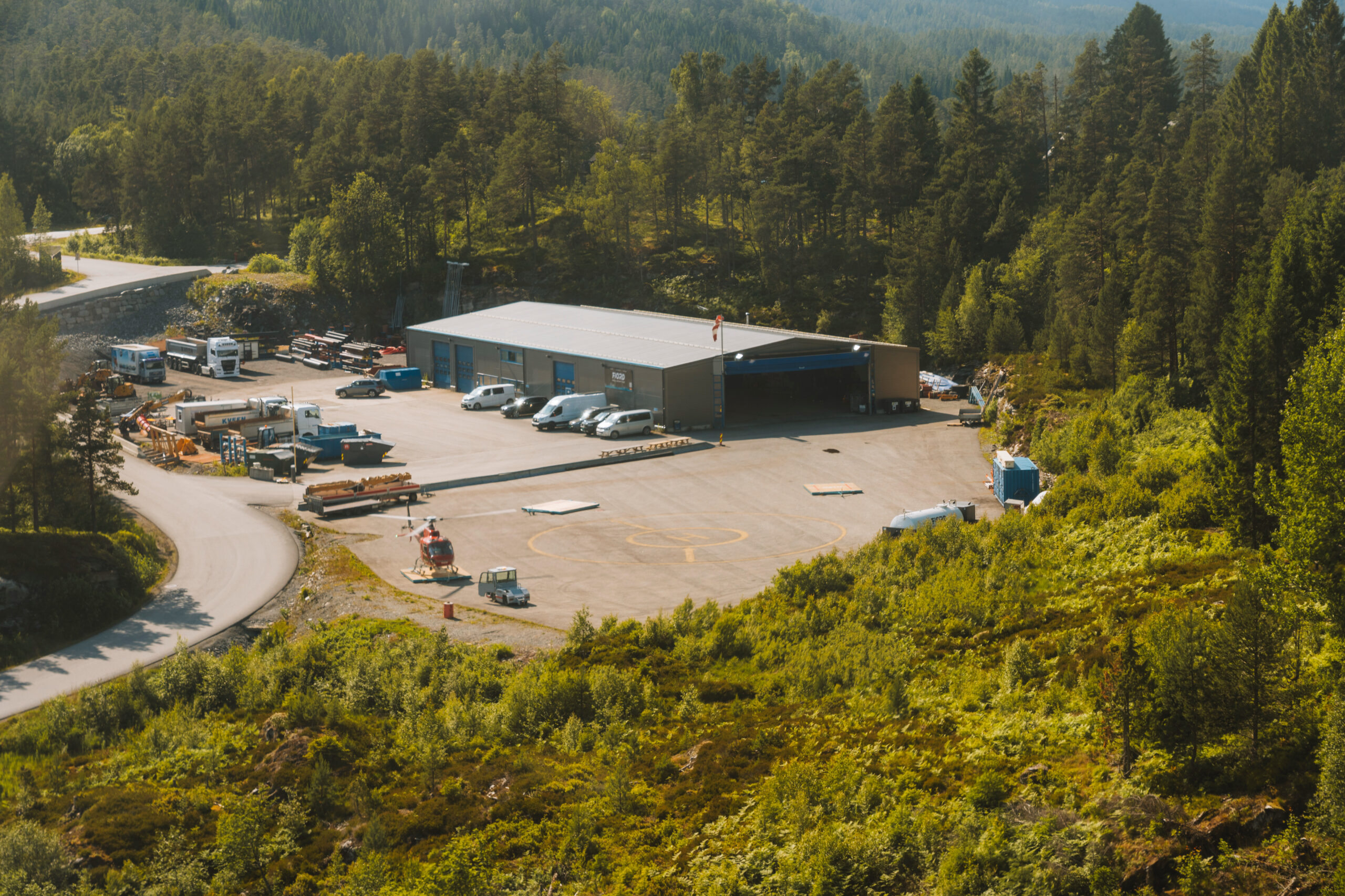 fjordhelikopter havn.jpg