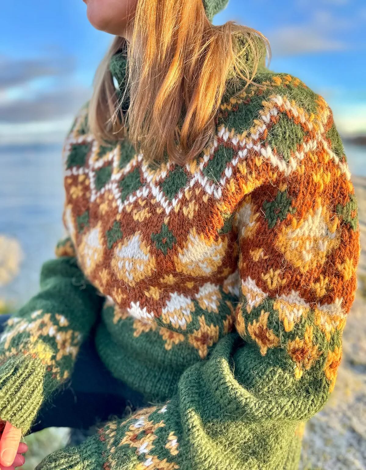 Karita genseren 💚  Strikket i Istex Alafosslopi - 100 % Islands ull.jpg