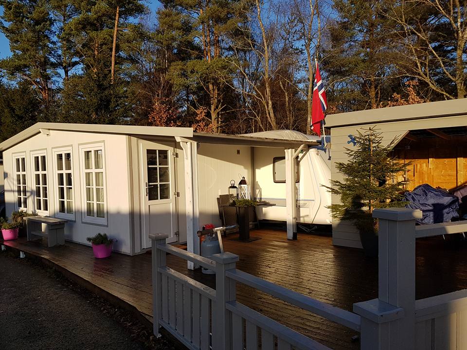 lyngdal hytter.jpg