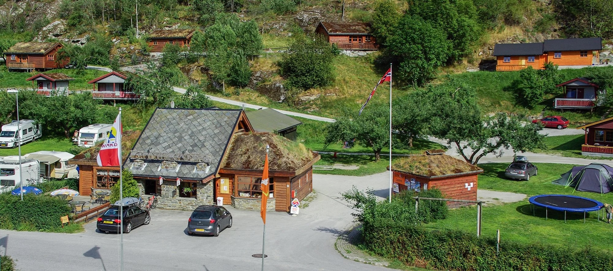 Gaupnetunet camping i Sogn copy.jpg