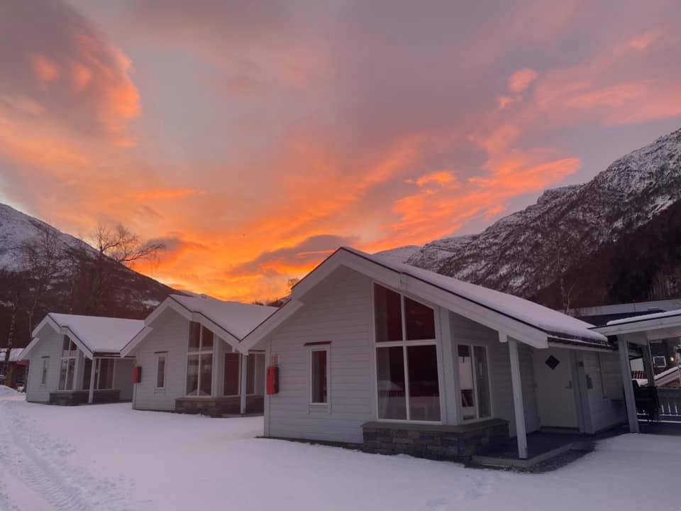 Kinsarvik Camping Hardangerfjorden og Folgefonna vinterferien .jpg